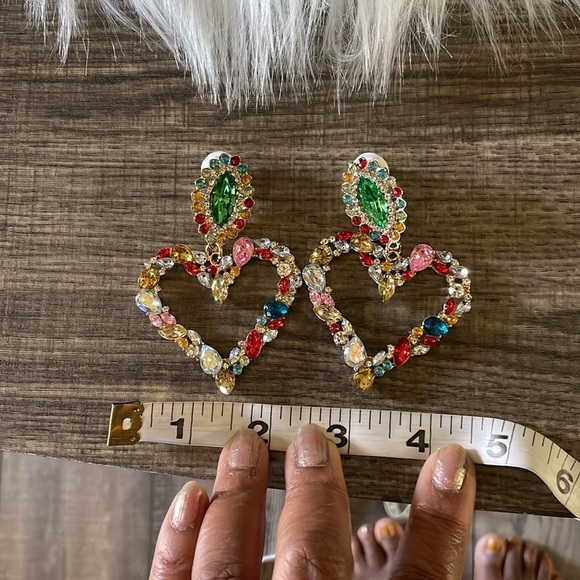 Akira Heart Multicolored Earrings - Picture 14 of 14